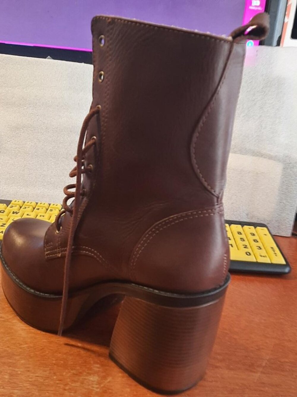 Zigi Rocio Women Platform Lace Up Brown Boot Size 9 NEW DEFECT - Picture 2 of 8